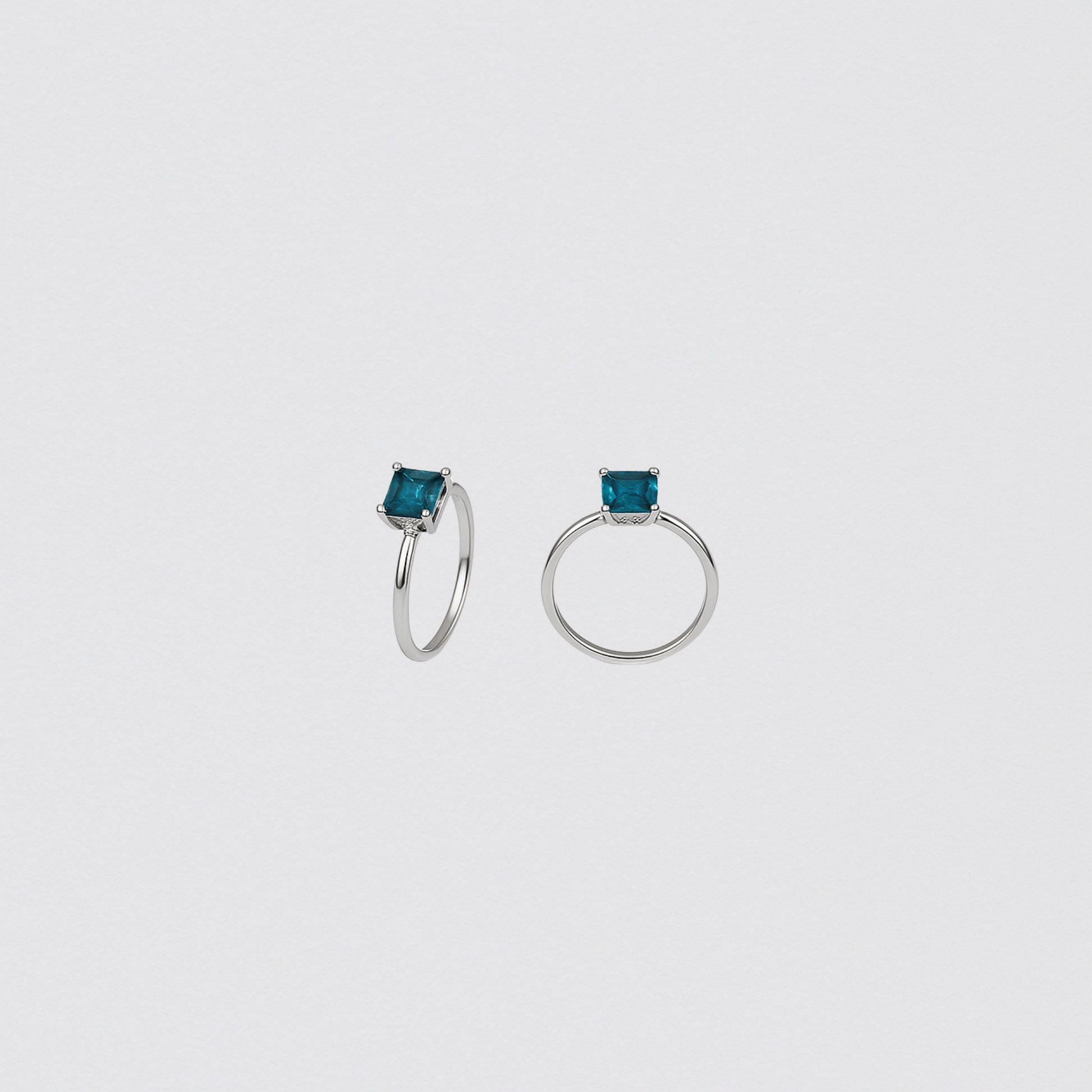 925 Silver Ring with Square Aquamarine Stone Size 18