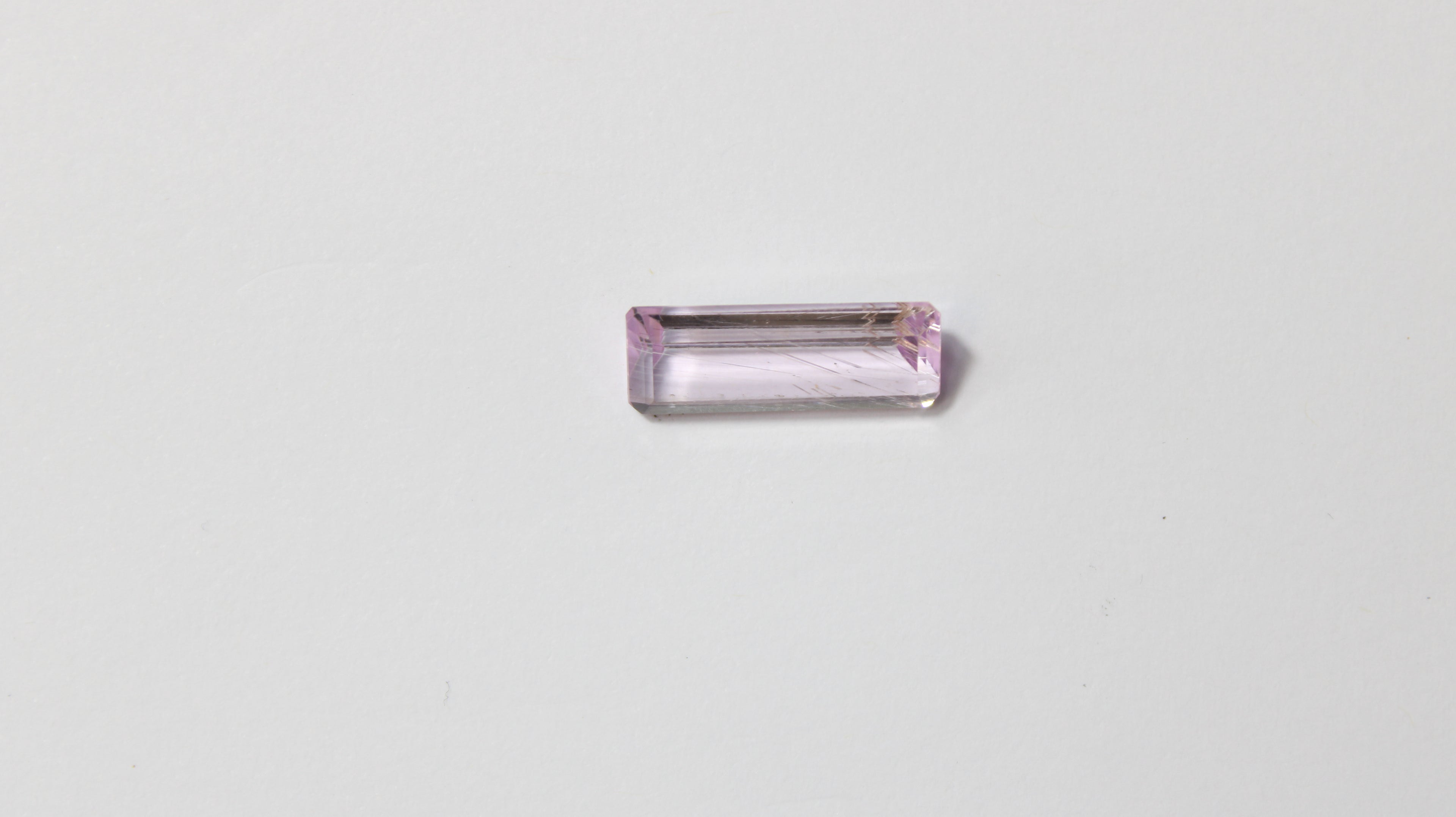 Rectangular Natural Kunzite – 1 Unit (6.60 ct)