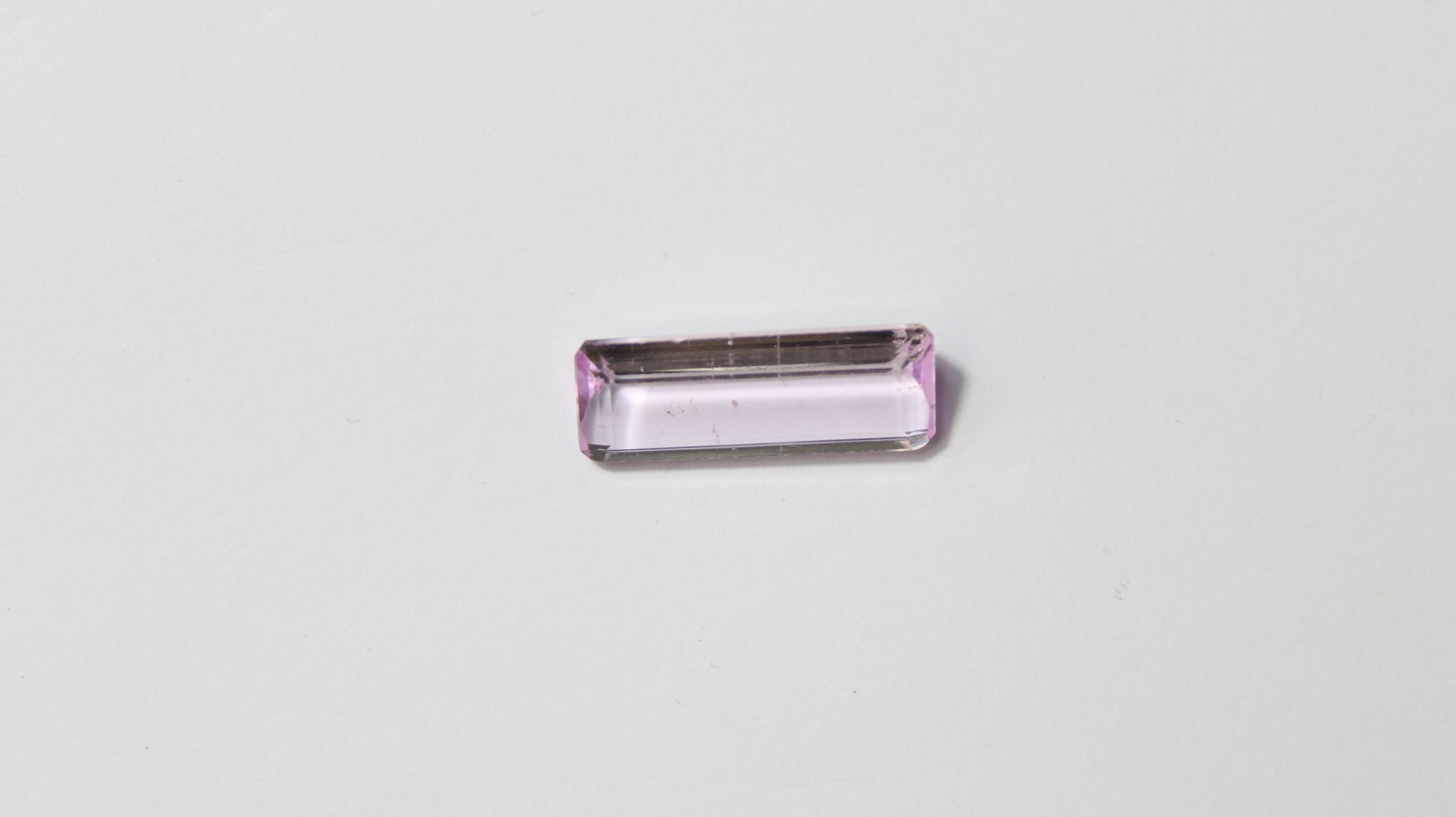 Rectangular Natural Kunzite – 1 Unit (8.41 ct)