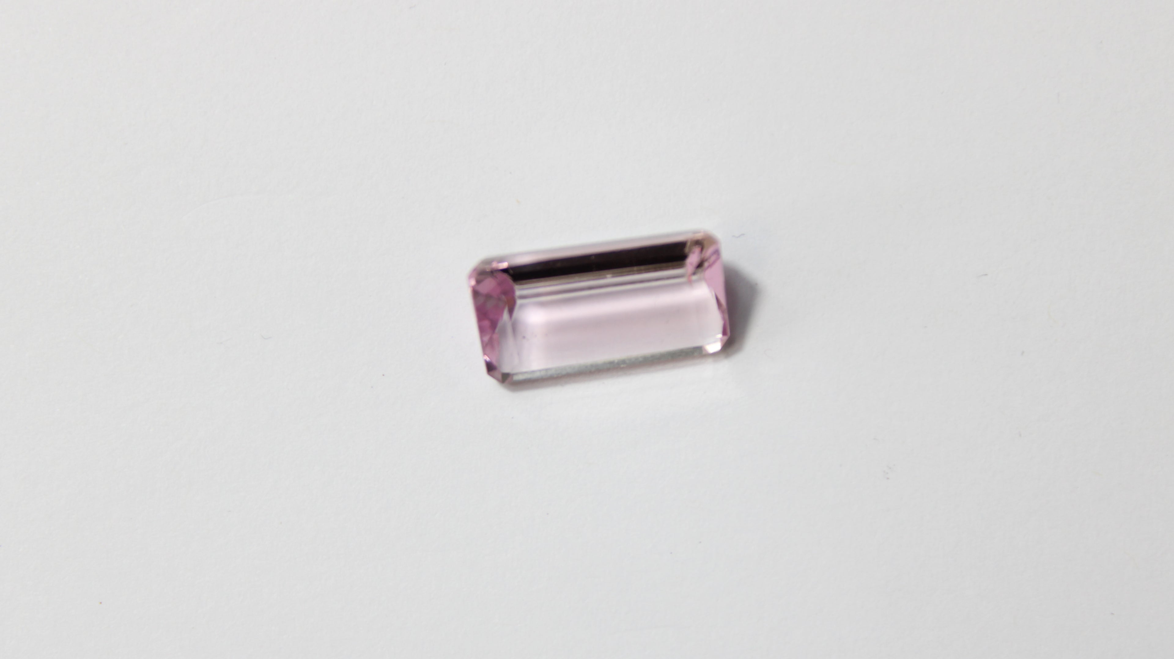 Rectangular Natural Kunzite – 1 Unit (12.86 ct)