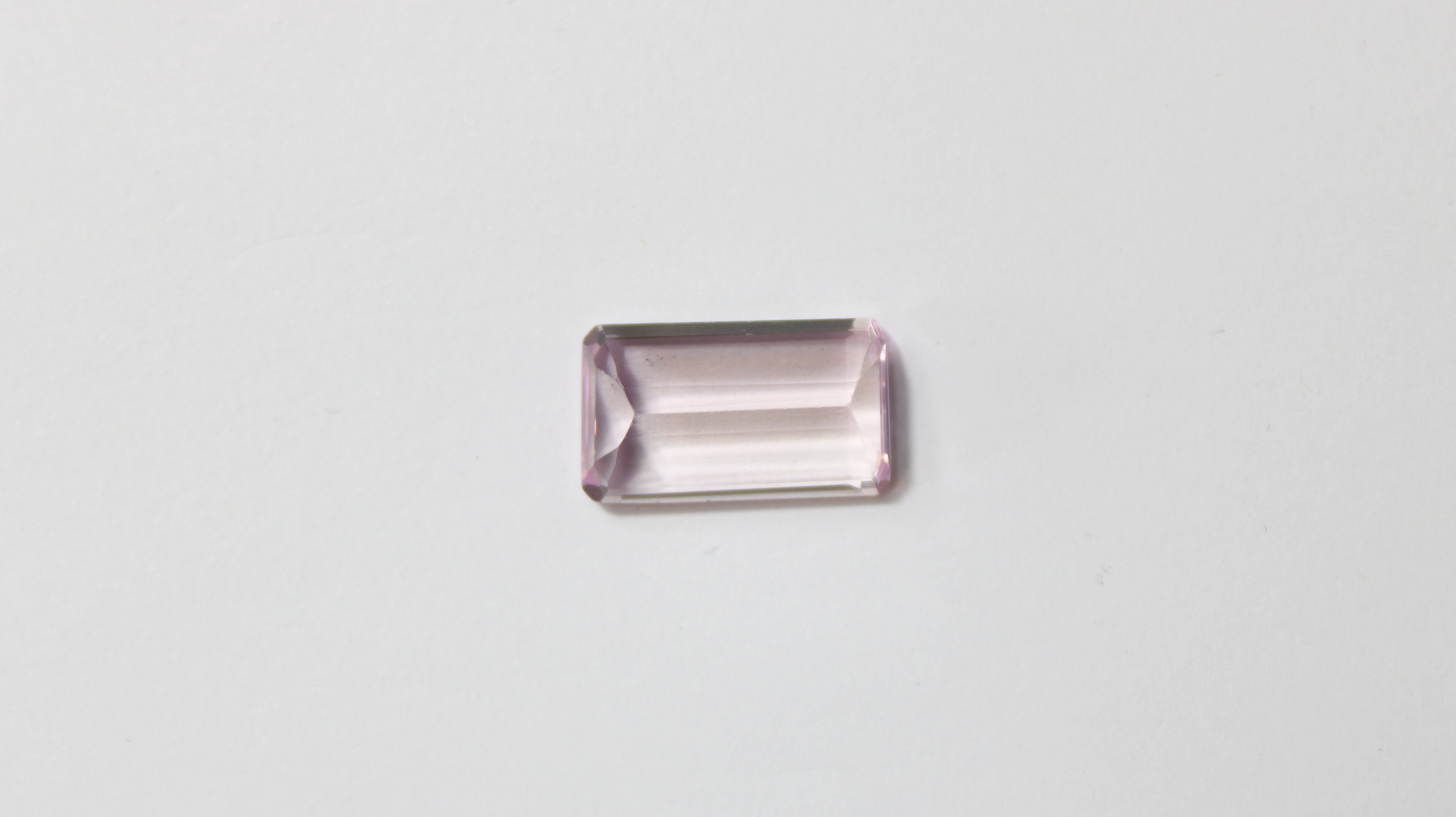 Rectangular Natural Kunzite – 1 Unit (12.86 ct)