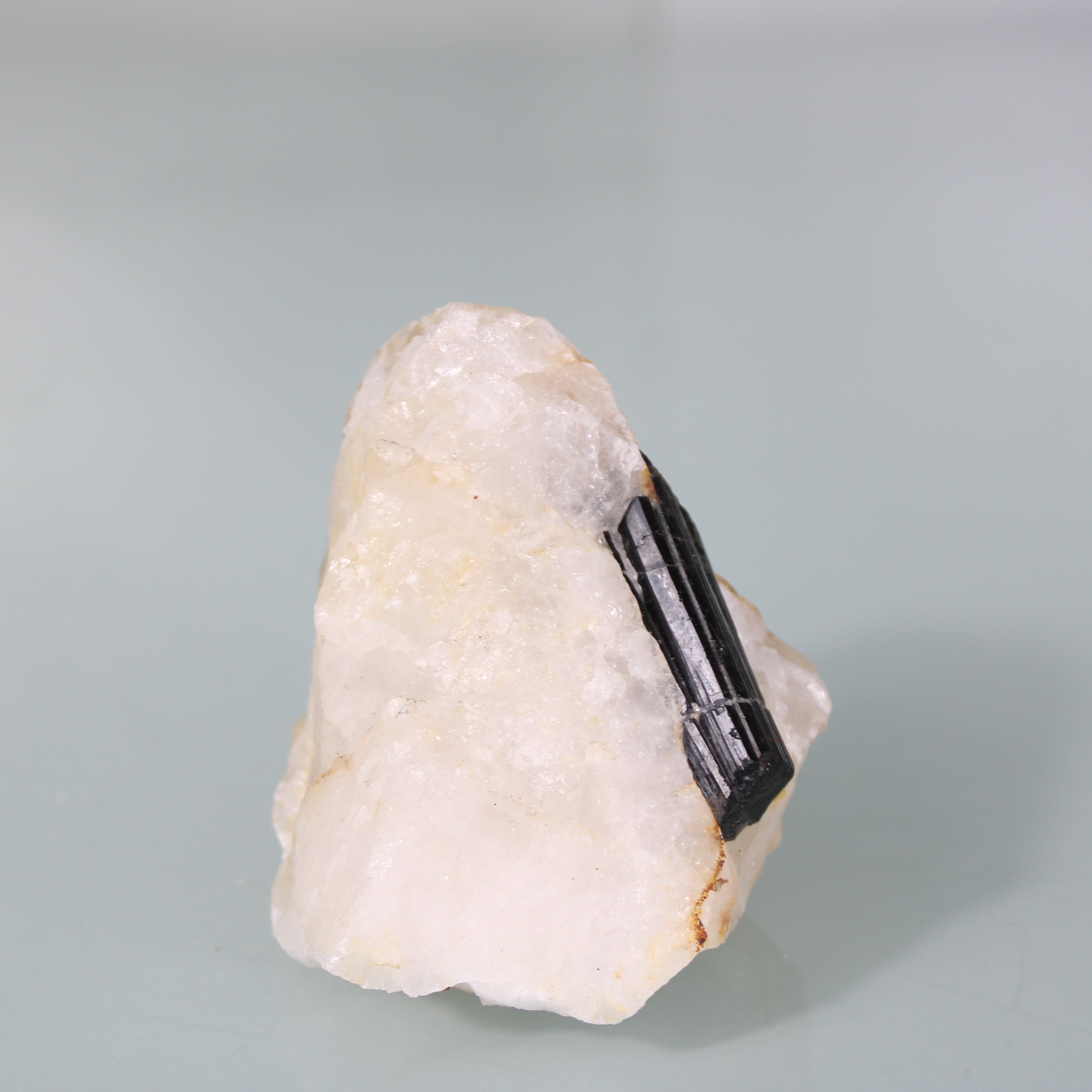 Black Tourmaline in the Matrix – Crystalline Strength over Quartz