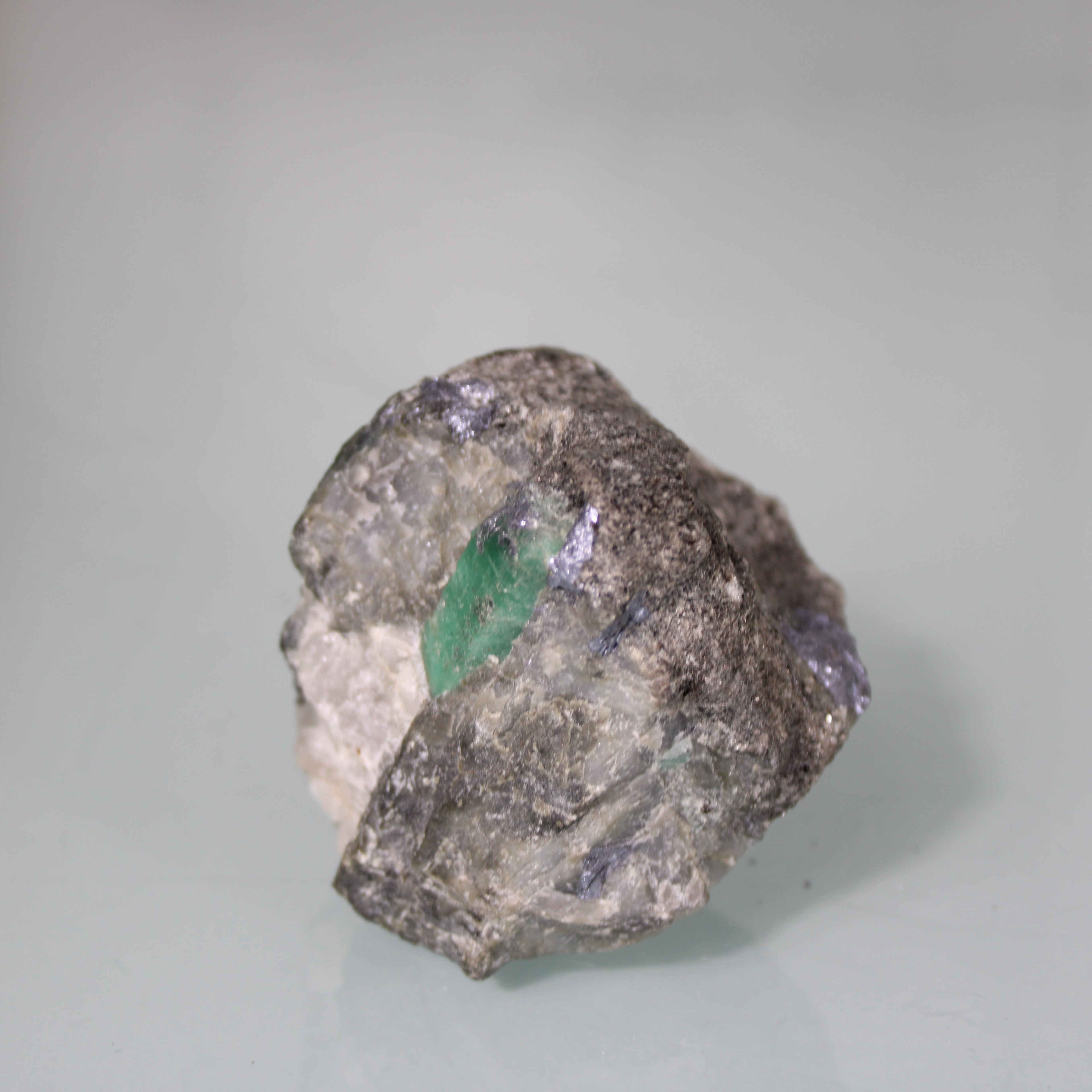 Emerald in the Matrix – Green Glow in Dark Rough Rock