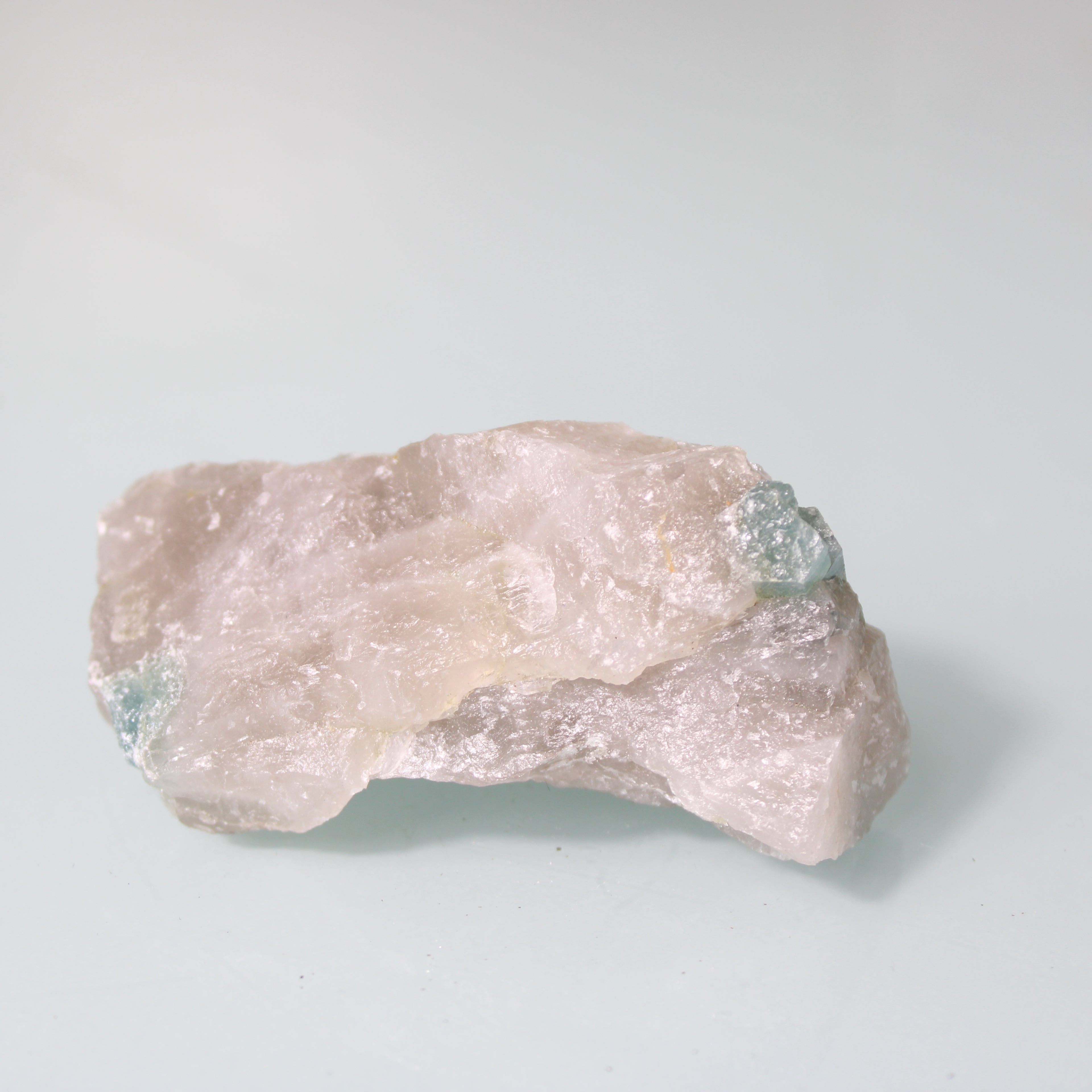 Aquamarine in the Matrix – Subtle Beauty of Nature