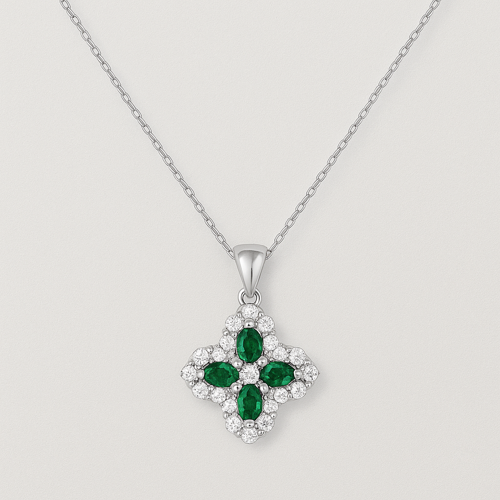 925 Silver Necklace with Green Crystals in the Shape of a Flower