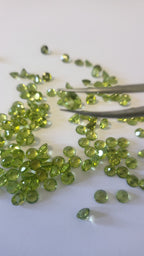 Peridoto Oval Verde – 1 Unidade (2,51 ct)