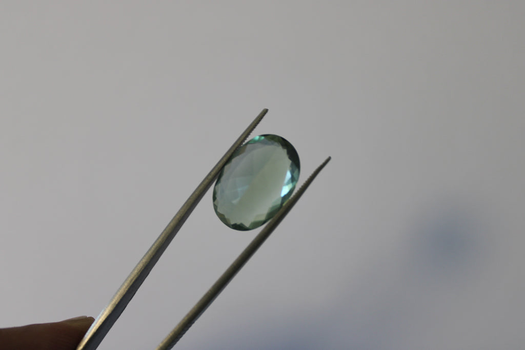 Prazolita Oval – 1 Unidade (16,42 ct)