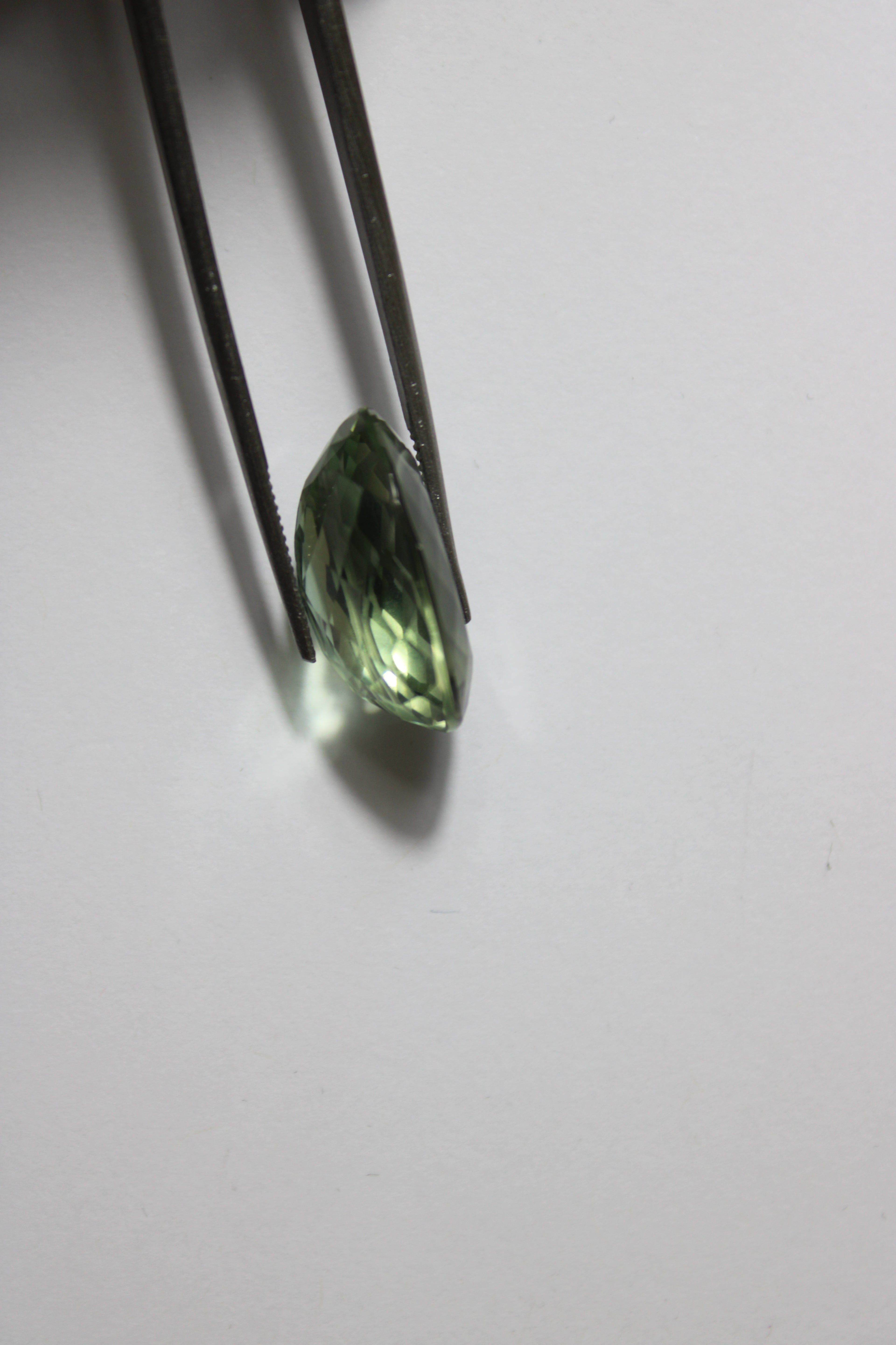 Prazolita Oval – 1 Unidade (14,56 ct)