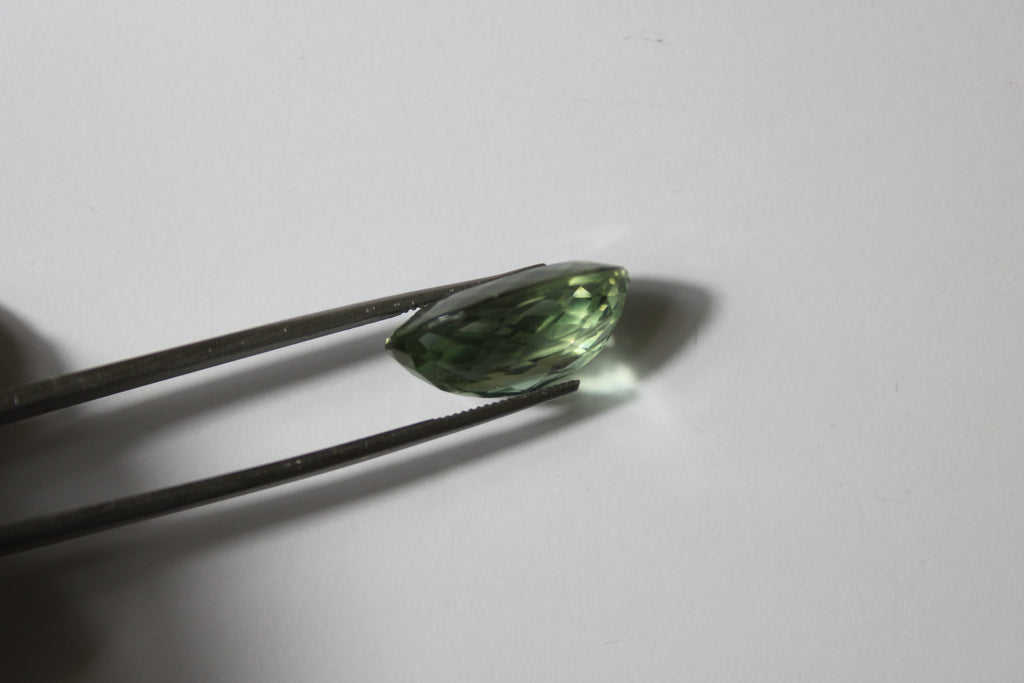 Prazolita Oval – 1 Unidade (14,56 ct)