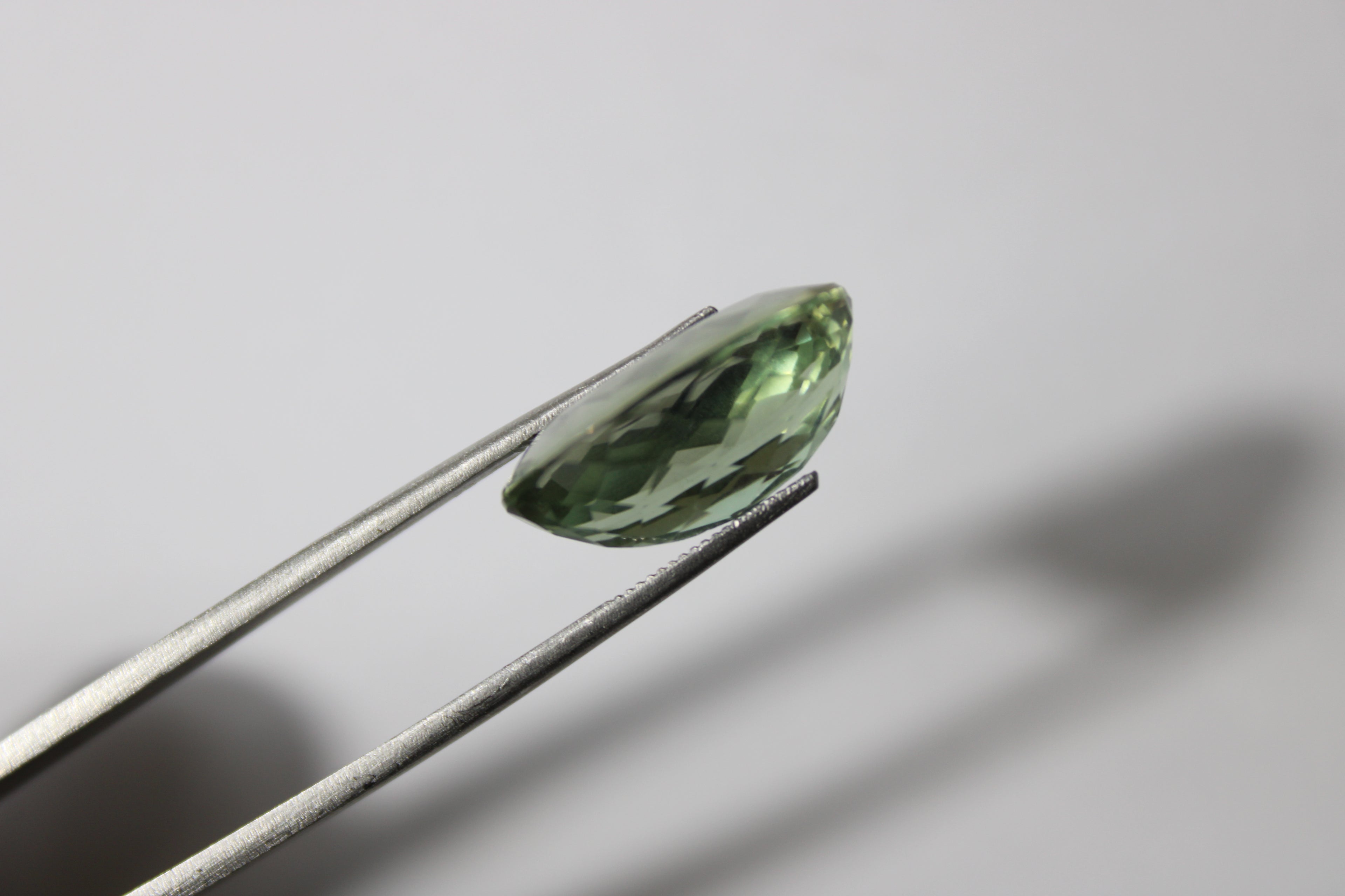 Prazolita Oval – 1 Unidade (14,56 ct)