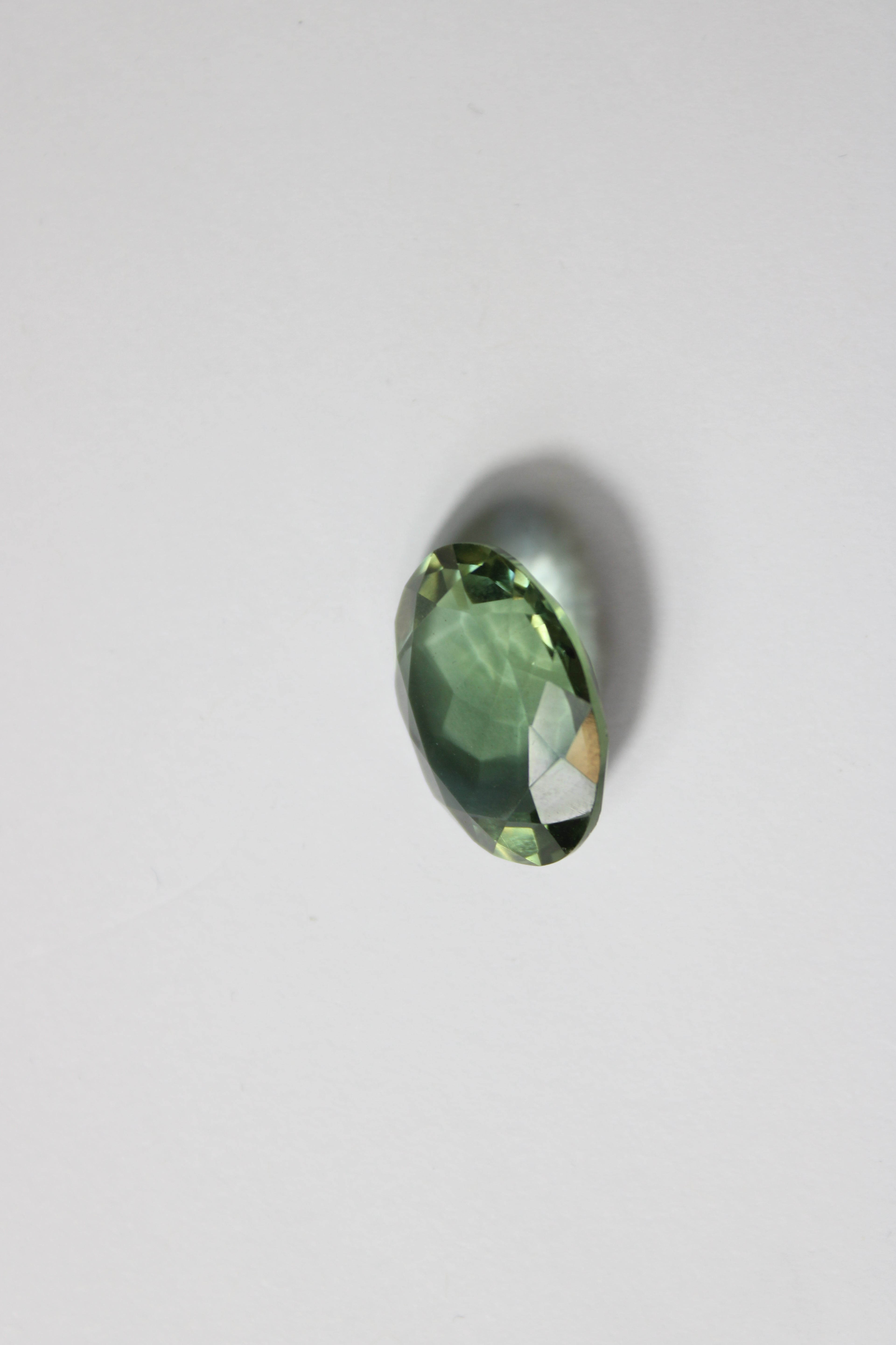 Prazolita Oval – 1 Unidade (17,86 ct)