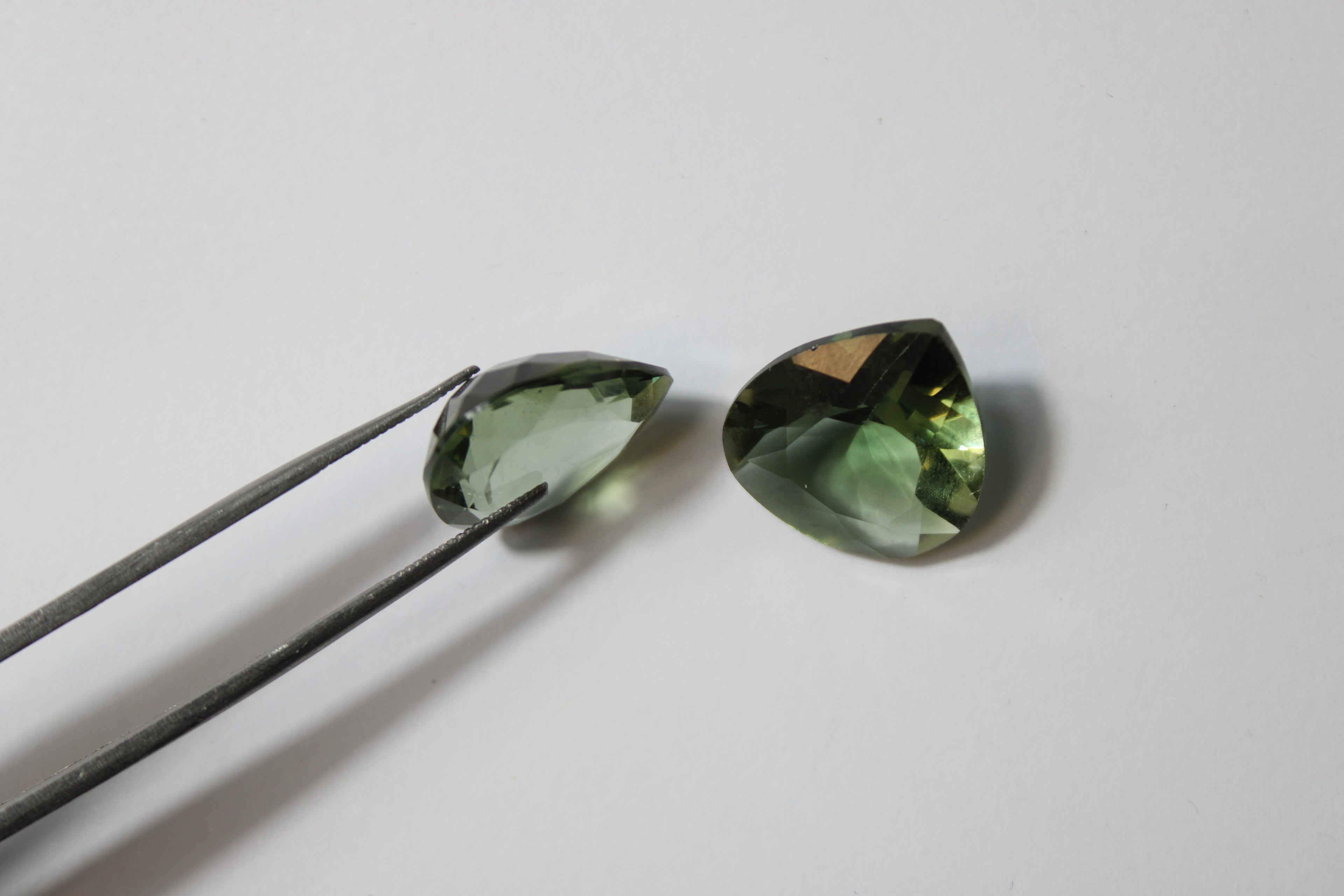 Prazolitas Gota – Lote com 2 Unidades (27,05 ct no total)