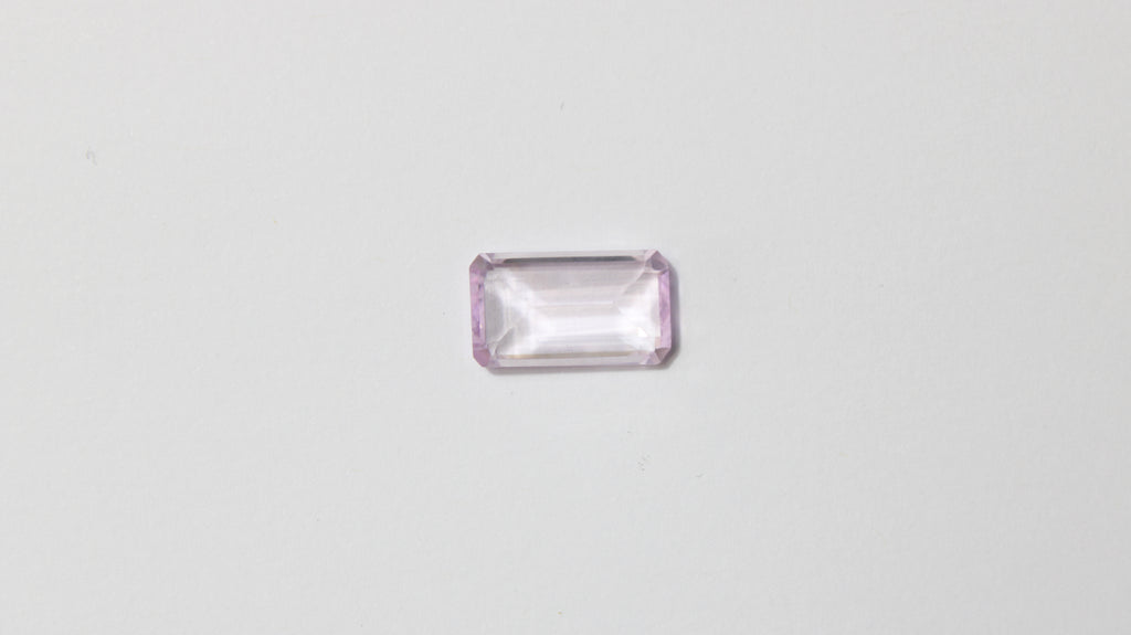 Kunzita Natural Retangular – 1 Unidade (5,42 ct)