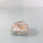 Cristal de Água-Marinha – Estrutura Hexagonal em Matriz