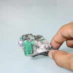 Esmeralda Verde Intensa na Matriz – Contraste Natural na Matriz