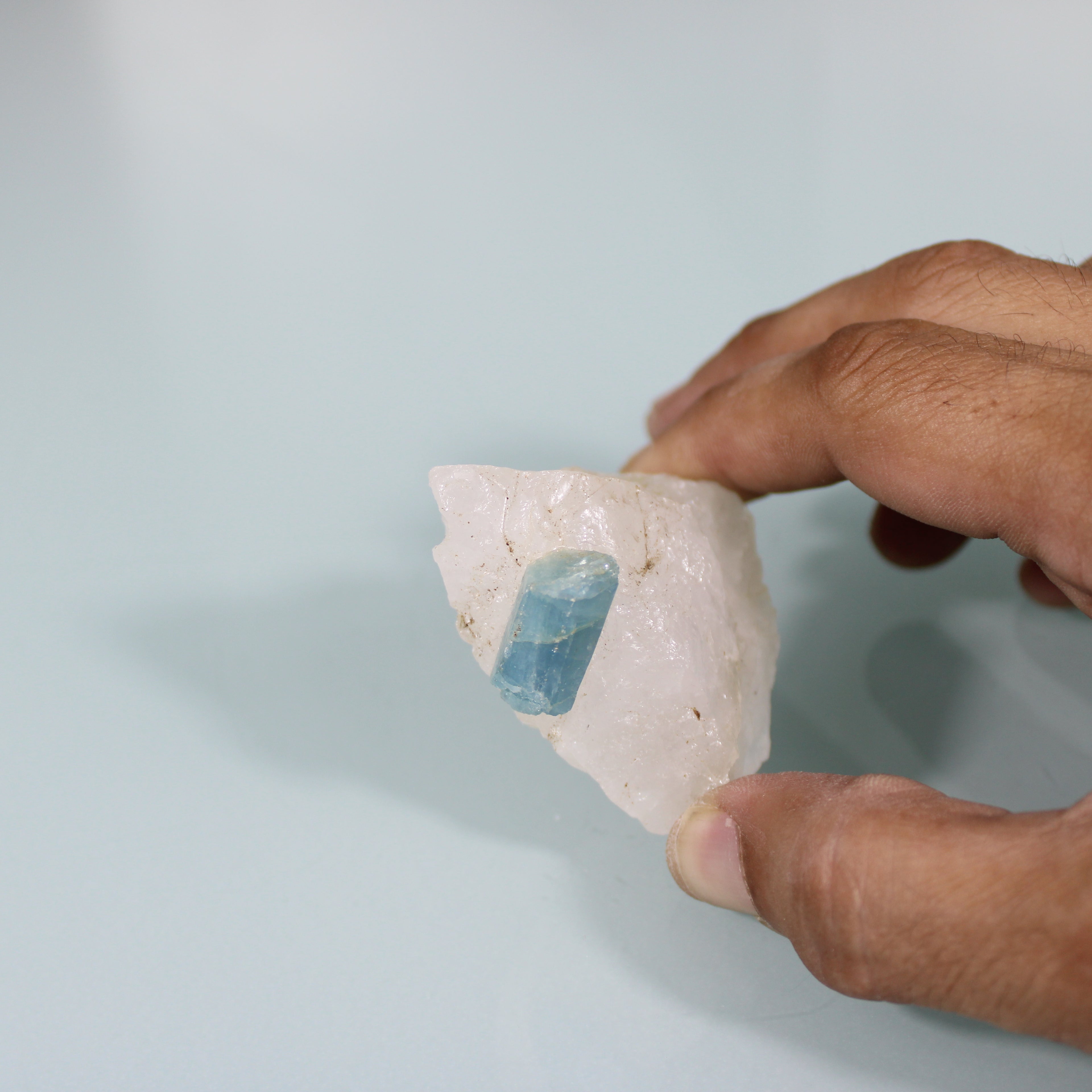 Cristal de Água-Marinha na Matriz  – Força Natural em Pequena Escala