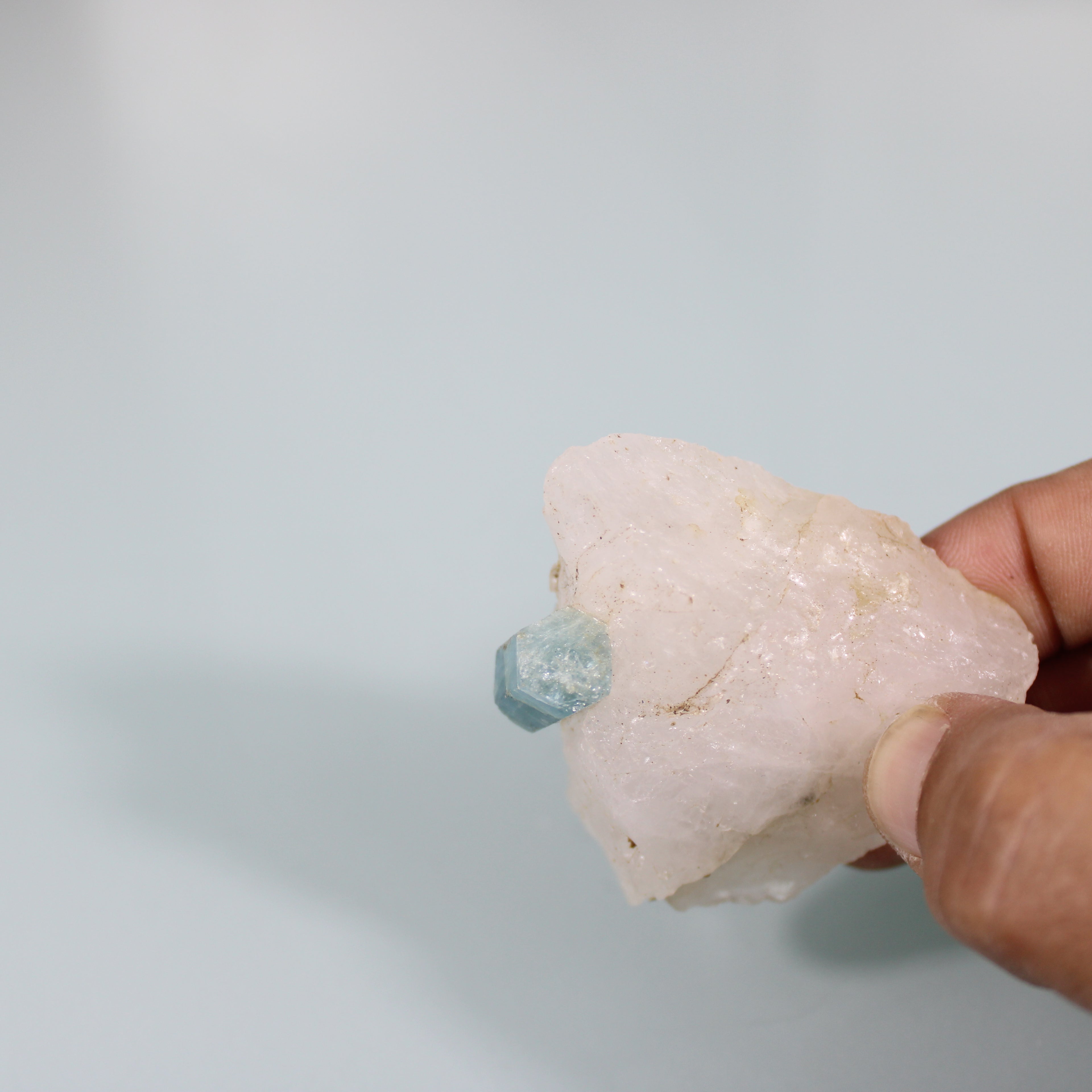 Cristal de Água-Marinha na Matriz  – Força Natural em Pequena Escala